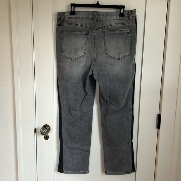 🛍️Wit&Wisdom AbSoultion High Rise Slim Straight Denim 14 NWT Grey tuxedo stripe - Picture 6 of 6